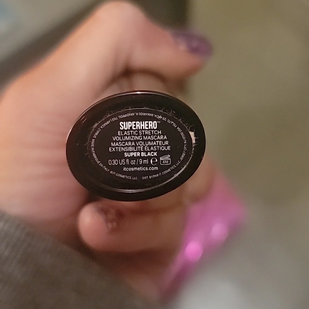 Benefit, IT Cosmetics, YSL, & Bareminerals mascara bundle with brand new bag! - Picture 6 of 16